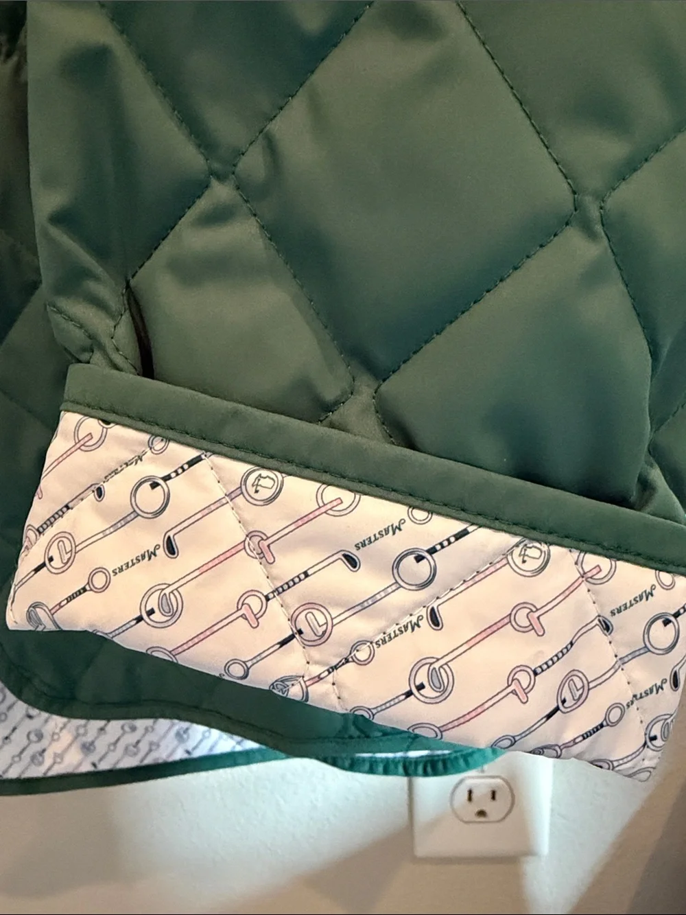 2026 Masters Green Quilted Jacket with Embroidered Yellow Logo - Picture 4 of 6